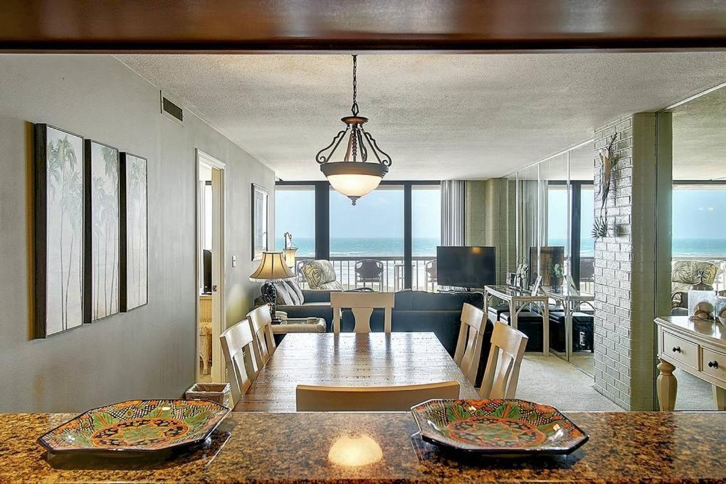 Sunrises And Ocean Views In This 2 Bedroom 2 Bath Порт-Аранзас Экстерьер фото