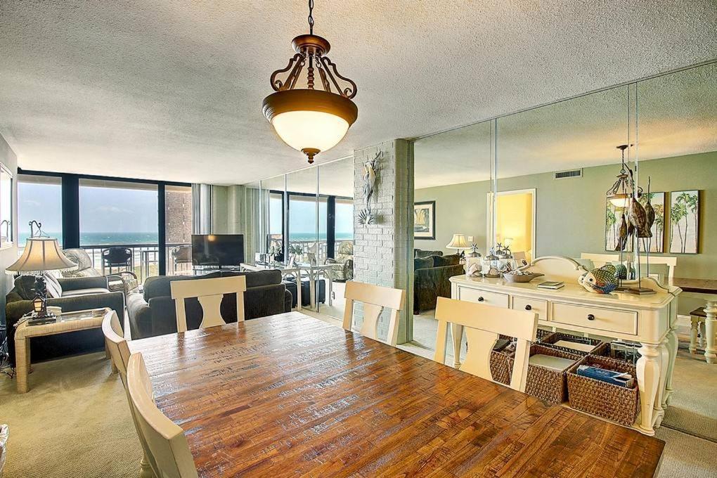 Sunrises And Ocean Views In This 2 Bedroom 2 Bath Порт-Аранзас Экстерьер фото