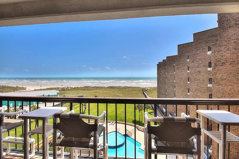 Sunrises And Ocean Views In This 2 Bedroom 2 Bath Порт-Аранзас Экстерьер фото