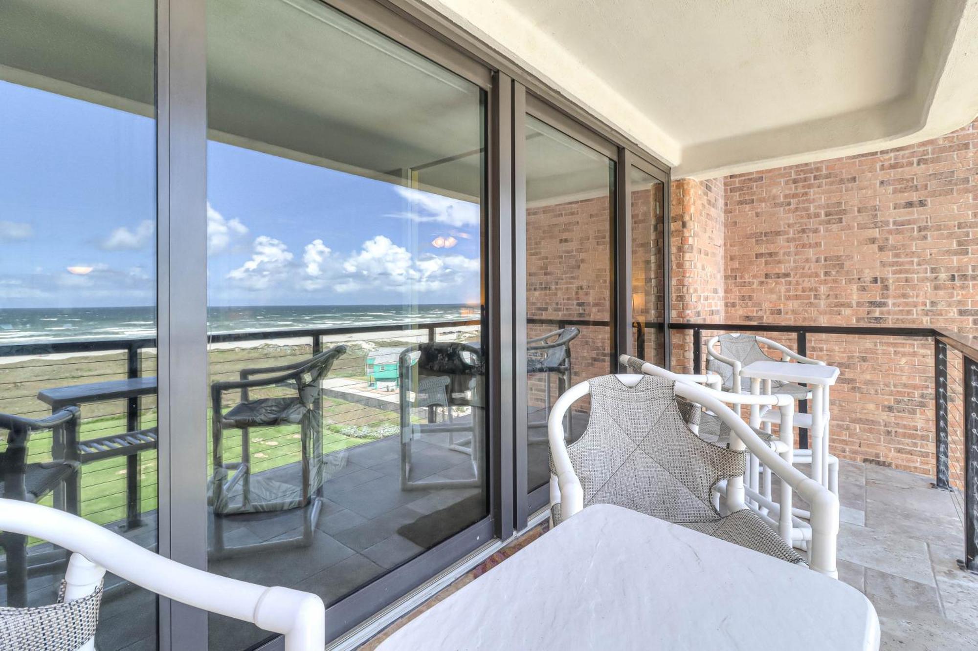 Sunrises And Ocean Views In This 2 Bedroom 2 Bath Порт-Аранзас Экстерьер фото